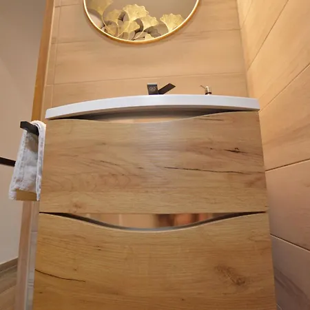 Ginko House